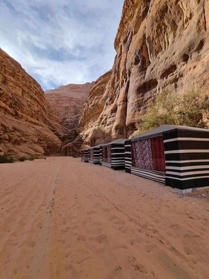 Shahrazad desert, Wadi Rum Bagian luar foto