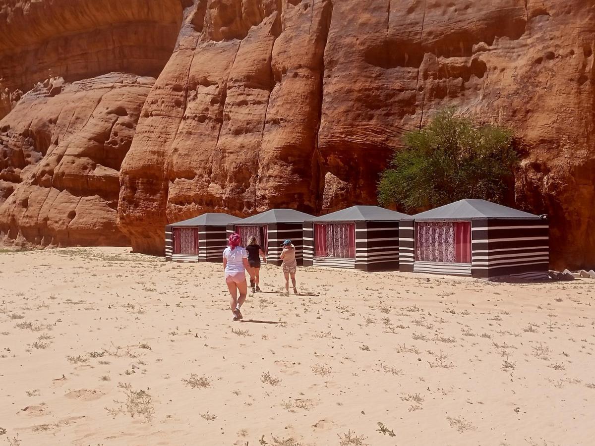 Shahrazad desert, Wadi Rum Bagian luar foto